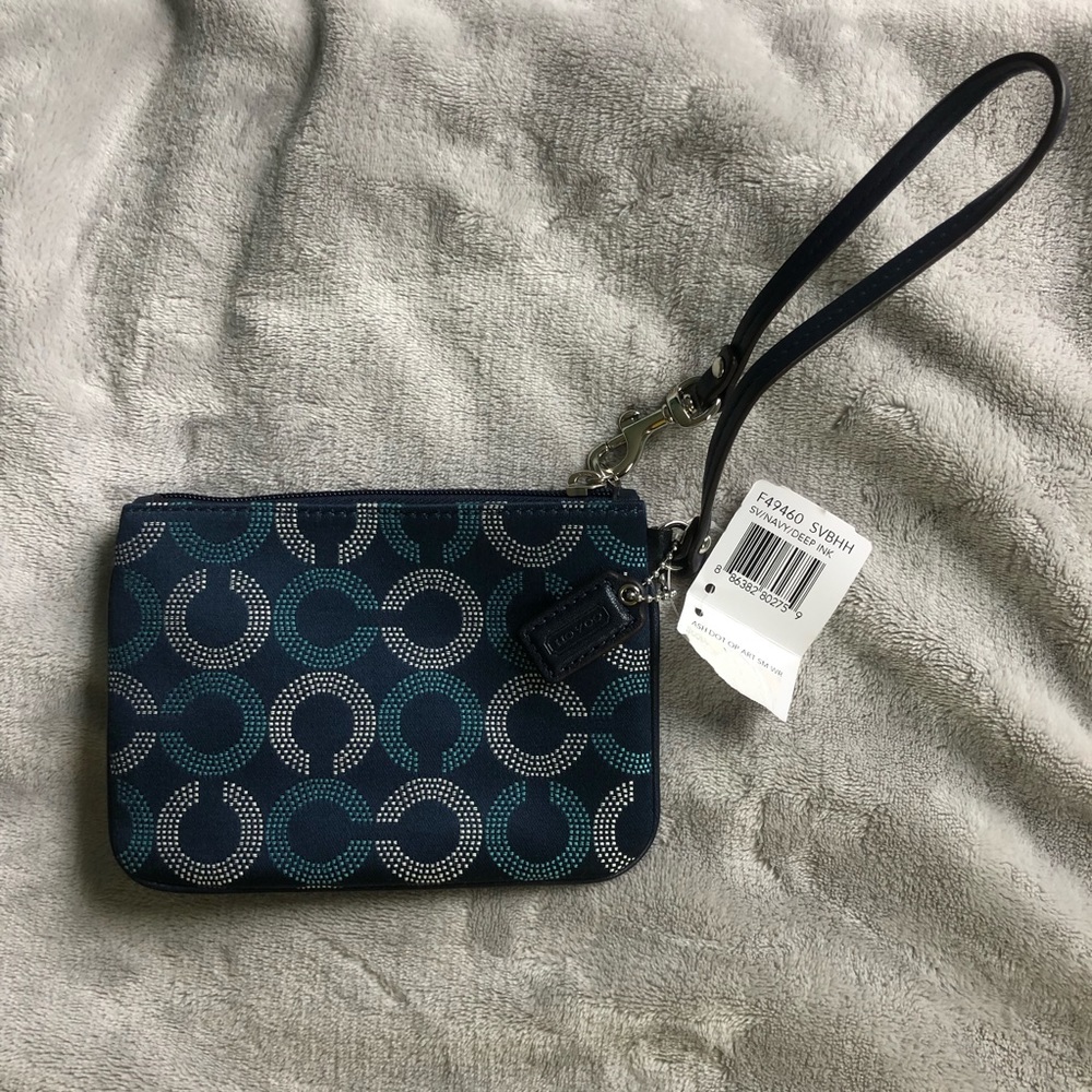 COACH SMALL PURSE/WALLET